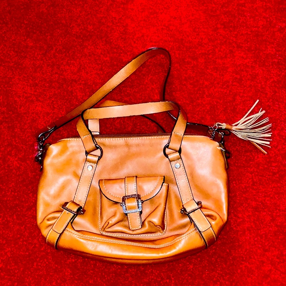 Tan leather bag- lots of pockets!
